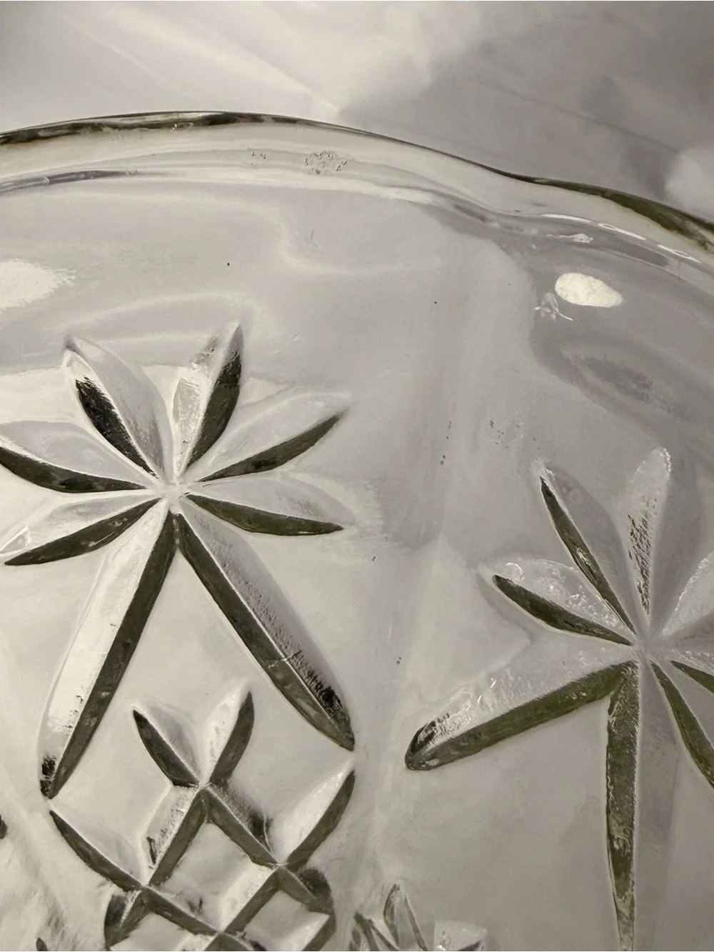 Vintage Anchor Hocking EAPC Star of David Clear Glass Vase Flared Rim